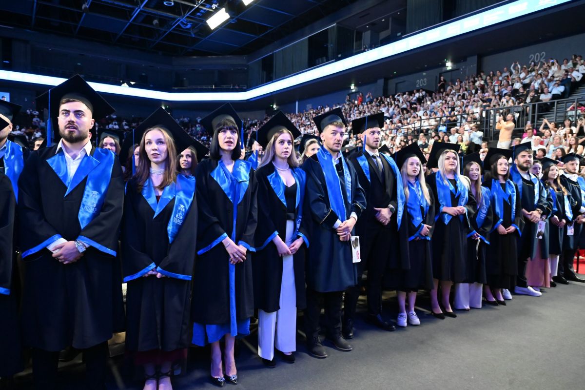 The doctor's and pharmacist's oath