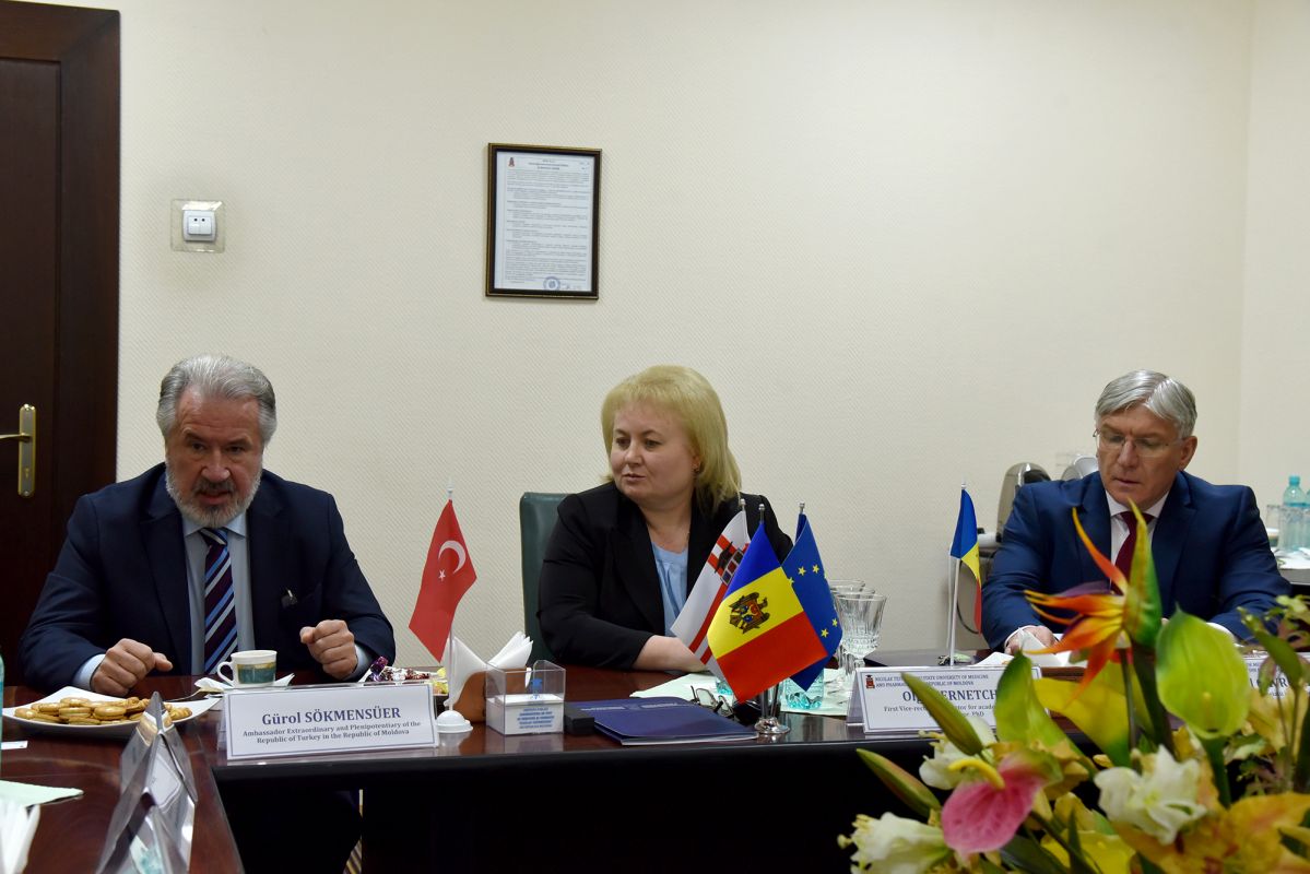Ambasadorul Turciei în vizită la USMF „Nicolae Testemițanu”