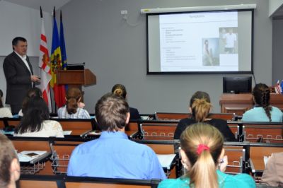 Proiectului REACH-4-Moldova, noiembrie 2014