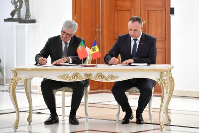 Semnarea Scrisorii de Intenție pentru Cooperare Educațională între Consiliul  Rectorilor din Republica Moldova și Consiliul Rectorilor universităților din Portugalia  