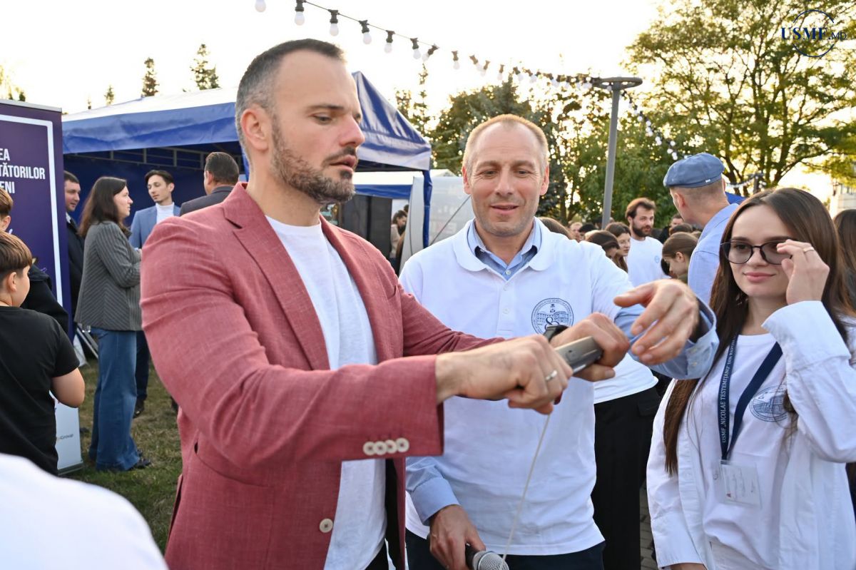 noaptea cercetatorului