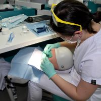 concurs mondial de restaurare estetică dentară