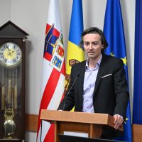 Dr. Horia Vulpe, Associate Professor 