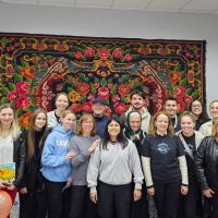 medici și studenți de la Școala Dentară Adams din Carolina de Nord