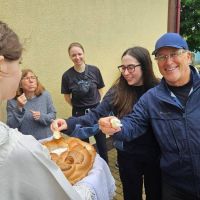medici și studenți de la Școala Dentară Adams din Carolina de Nord