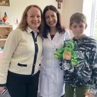 medici și studenți de la Școala Dentară Adams din Carolina de Nord